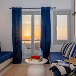 Ico Santorini *