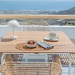 Ico Santorini Pýrgos