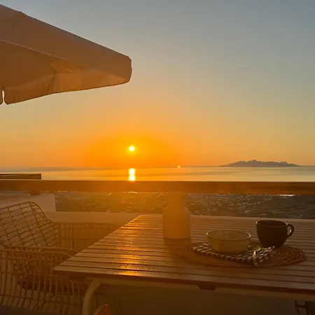 Ico Santorini *