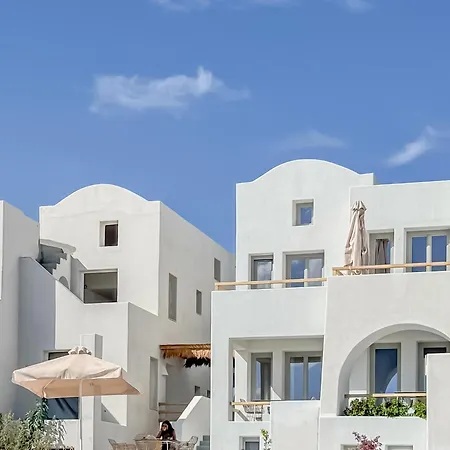 Ico Santorini Pyrgos Kallistis