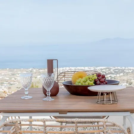 Ico Santorini Pyrgos Kallistis