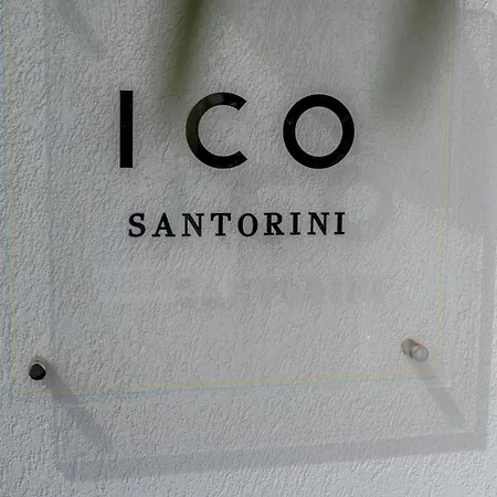 Ico Santorini * Pyrgos Kallistis