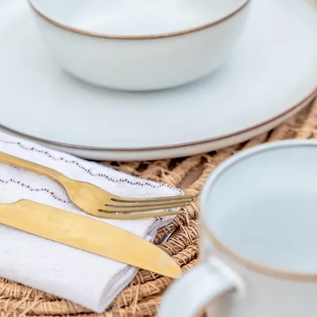 Ico Santorini * Pýrgos