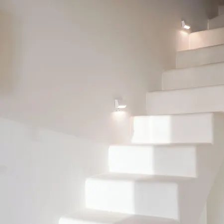 Ico Santorini * Pyrgos Kallistis