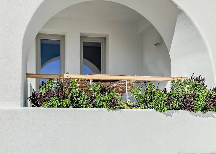 Ico Santorini Apartment *