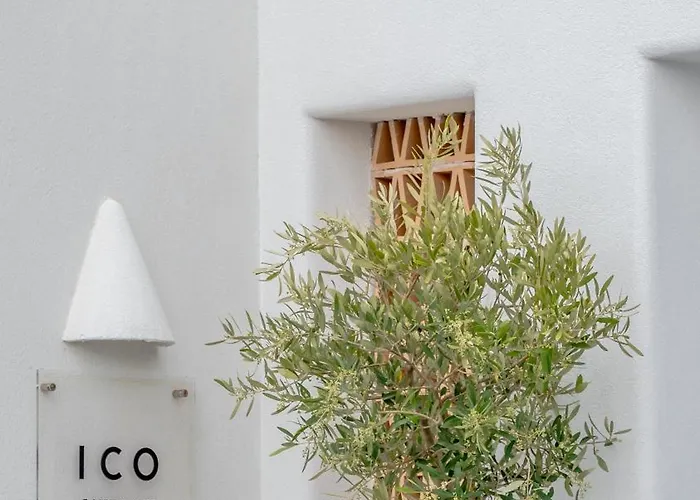 Ico Santorini Apartment Pyrgos Kallistis