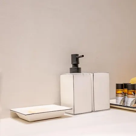 Ico Santorini Apartment Pýrgos