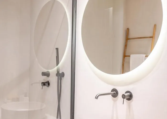 Ico Santorini * Pýrgos